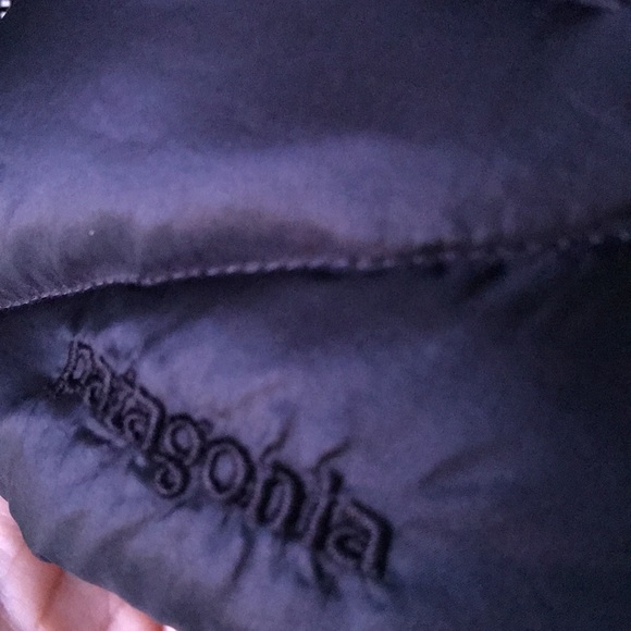 Patagonia ❄️WINTER SALE❄️ down puffer vest - Picture 8 of 8